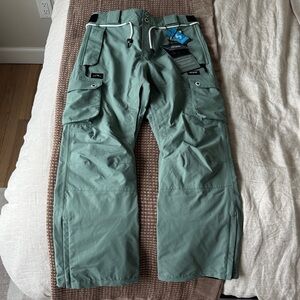 Dope Snow Women’s Iconic Snow Pants Color: Faded Green Size Medium